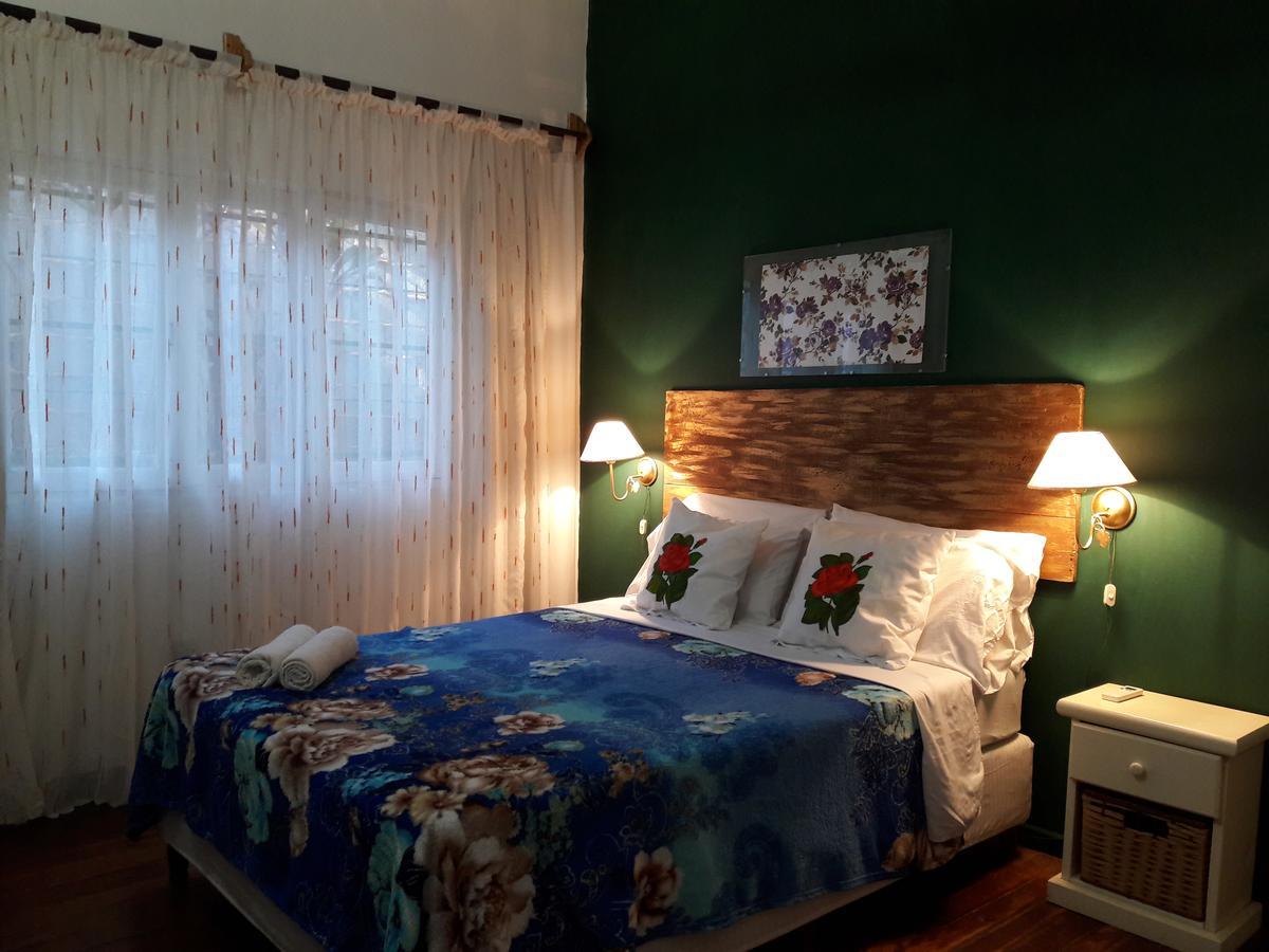 Folks Iguazu - Casa De Huespedes Bed & Breakfast Puerto Iguazu Exterior photo