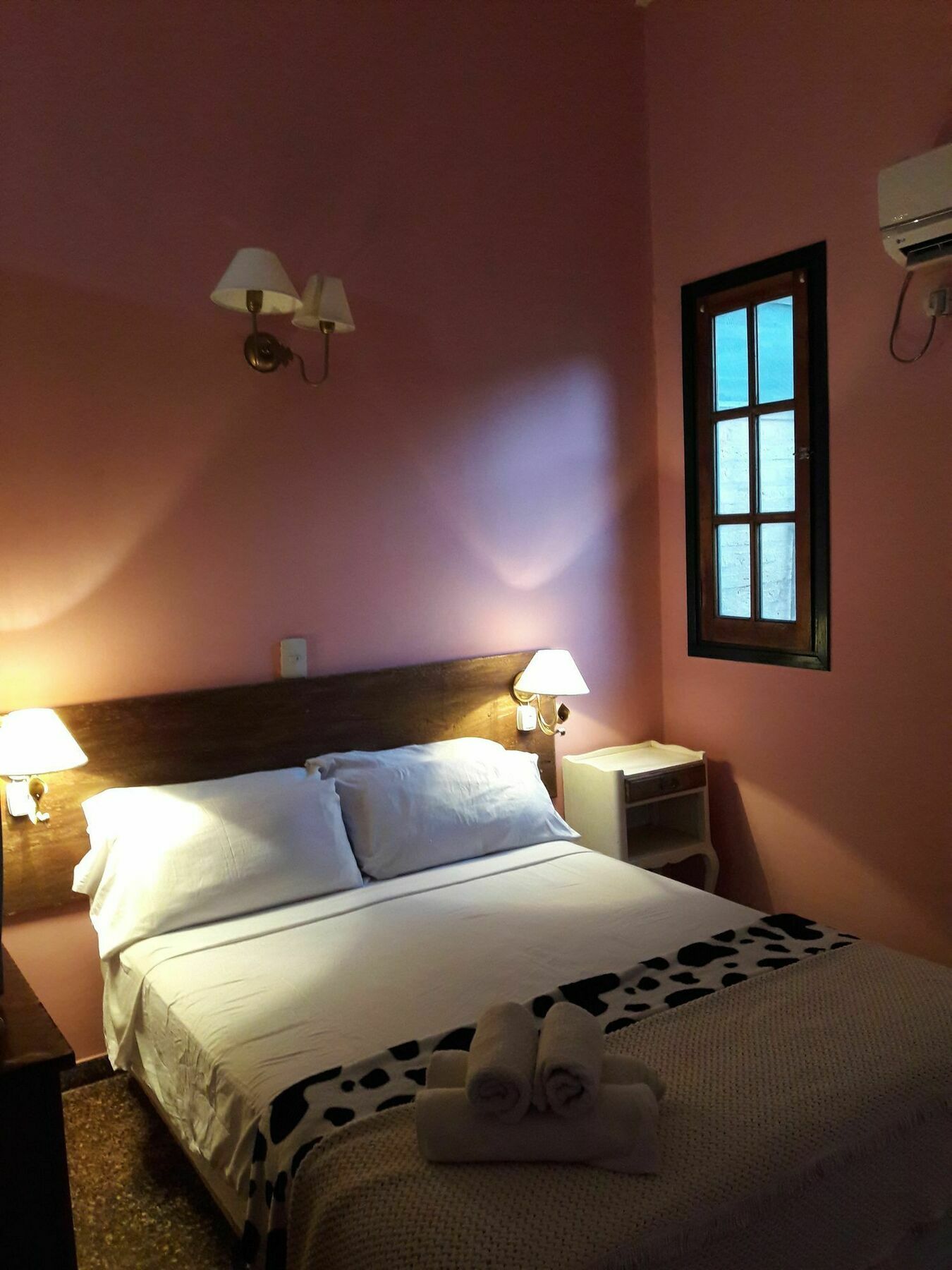 Folks Iguazu - Casa De Huespedes Bed & Breakfast Puerto Iguazu Exterior photo