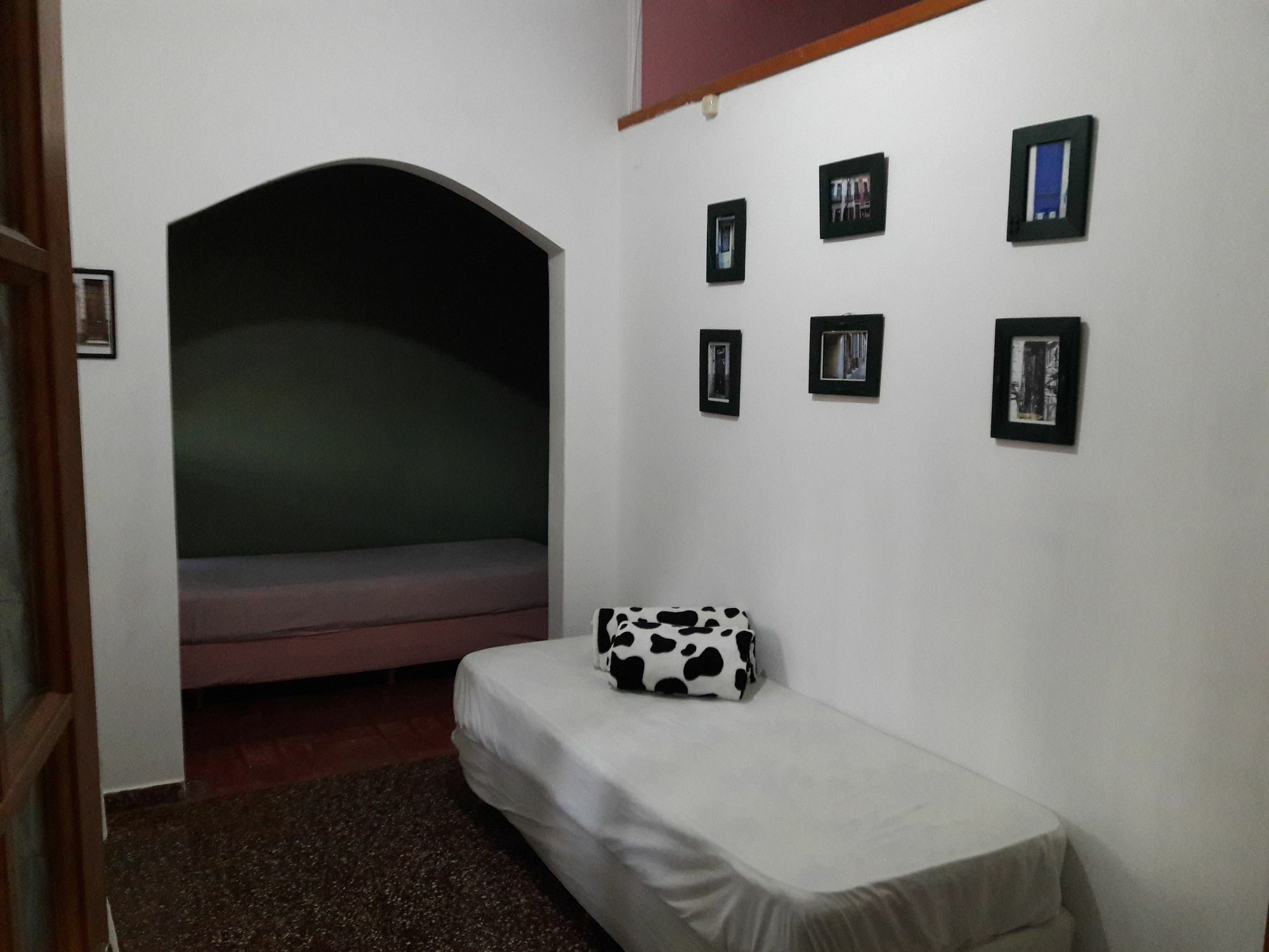 Folks Iguazu - Casa De Huespedes Bed & Breakfast Puerto Iguazu Exterior photo